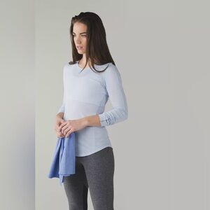 Lululemon 5 Mile Long Sleeve Women's Shirt Heathered Chalk Blue *NWT* size 8